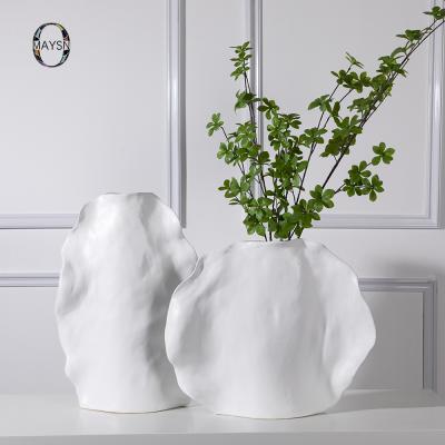 China White Home Decor Table Pieces Modern Design Home Decor Vase Leave Minimalist Shape Wedding Centerpieces Flower Vase for sale