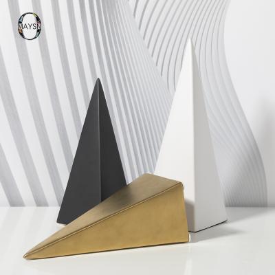 China Triangle Pieces Minimalist Decorative Modern Pyramid Luxury Gold/Black/White Ceramic Decoration For Home Decor Table Accessories for sale