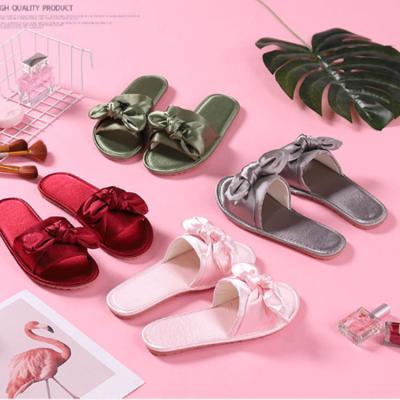 China 2021 Fashion Trend Bedroom Comfortable Soft Satin Indoor Bedroom Slippers For Women Summer for sale