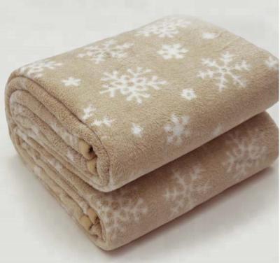 China Anti - pilling anti - pilling fluffy coral fabric blanket with snow shape pattern for winter for sale