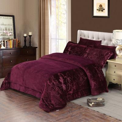 China Good HOT Embossed China Flannel Fleece Blanket Polyester Throw Blanket for sale