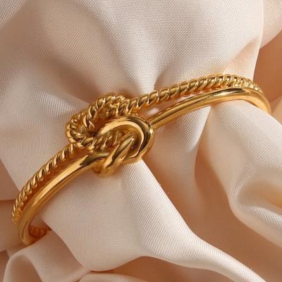 China FASHIONABLE New Design Stainless Steel Pvd Plated 18k Gold Women Twisted Rope Bracelet Braid Knot Bangle Cuff Bracelet for sale