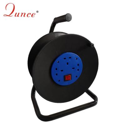 China Home appliance factory direct supply UK 3 outlet extension reel retractable plastic cable reel UK switch type plug BS standard for sale