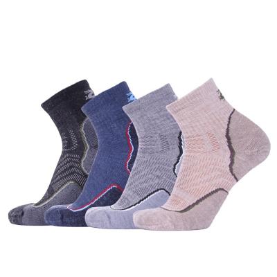 China Breathable 2022 Hot Selling Custom Design Cushioned Merino Wool Compression Sequel Increasing Walking Quarter Socks For Men And Women for sale