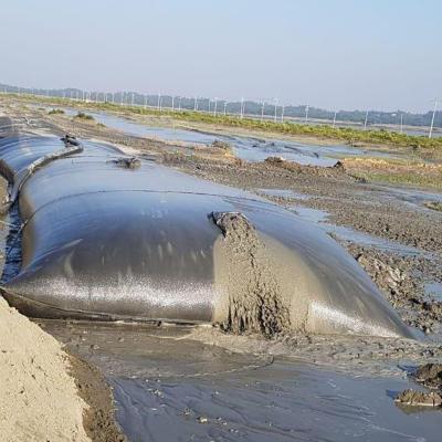 Cina Disidratazione di tubi geotessili Geobag Protezione costiera Controllo delle alluvioni PP Tubi geotessili tessuti Geotubi in vendita