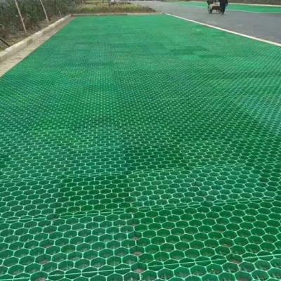 China Pavimentadores de grama permeáveis de grama de cascalho pesado Pavimentadores de grama de plástico de HDPE para entradas à venda