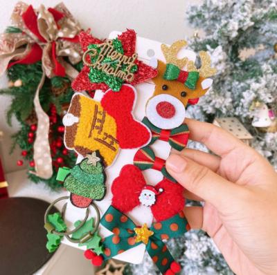 China New Popular Children Christmas Bundle Cards Santa Claus Elk BB Clip Baby Hair Broken Bangs Clip Side Clip Headdress for sale