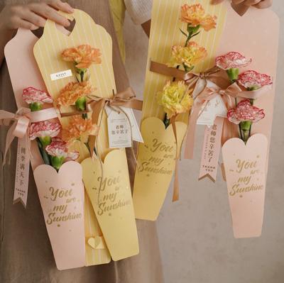 China Fashion Recyclable Wholesale Love Valentine's Day Fresh Floral Letter Box Packaging Handbag Giftbag Floral Gift Bag for sale