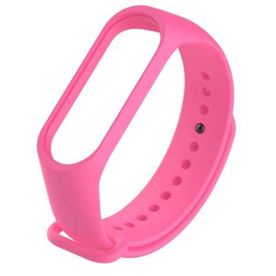 China Hot Selling Rubber Smart Watch Band Silicone Wristband Strap For Xiaomi Band 4 Smart Watch MI Band Strap Smart Strap for sale