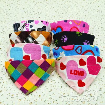 China 8 Colors Dog Bibs Triangular Dog Collar Bandana Dog Pet Bandana Pet Bandage /accessories Viable Pet Products for sale