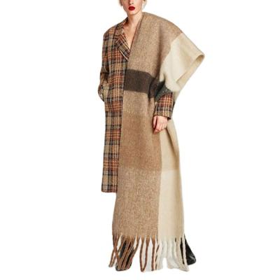 China Keeping Warm Poncho Plaid Pashmina Classical Shawl Design Professional Winter Warm Keeping Scarf for sale