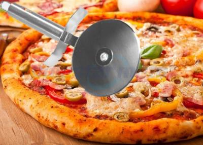 China Kuchen-und Pizza-Käse drehen Pizza-Messer-Schneider-/Edelstahl-Küchen-Werkzeuge zu verkaufen