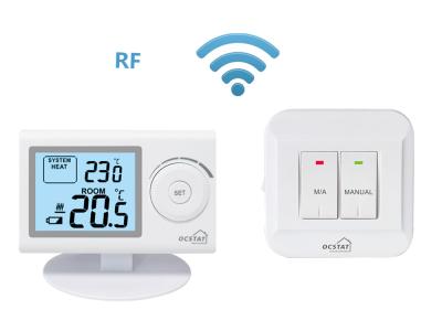 Chine Chauffant et refroidissant non - le thermostat programmable de pièce de rf avec la batterie de la taille 2*AAA à vendre