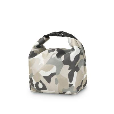 China Waterproof factory wholesales women kids oxford camouflage flower print nylon waterproof picnic lunch bags for sale