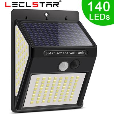 China Wholesale Modern Outdoor Solar Wall Mounted Step Lights Flood Security Planters Weight Decoration Garden Walkway Motion Sensor Light for sale