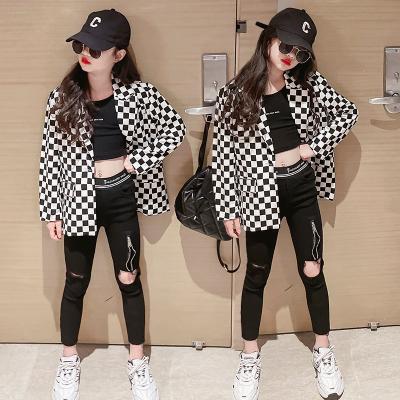 China Autumn Teenager Girl Fashion Black Checkerboard Printing White Blazer Jacket New Spring 2022 Viable 5-15 Years Old for sale