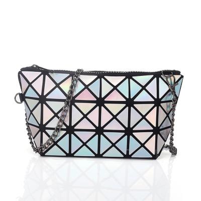 China New Fashion Lady Laser Messenger Bags Women Geometric Chain Bag Travel Casual Cross Shoulder - Body Bag For Ladies Handbags for sale