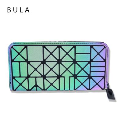 China Waterproof Unisex Long Wallet For Men Small Zipper Purse Geometric Luminous Wallet For Women for sale