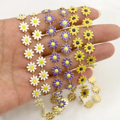 China Fashionable CLASSIC 2021 daisy link chain summer colors sunflowers for necklace multi colors flowers chain accssories for jewelry making for sale