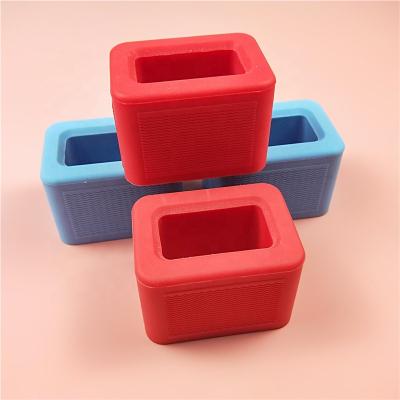 China Durable Seat Belt Receiver Silicone Holder Silicone Car Seat Belt Buckle Holder for sale