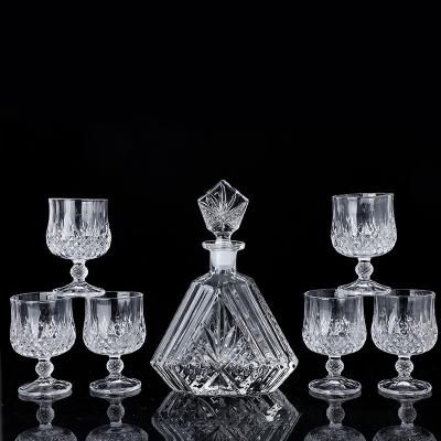 China 2022 Viable High Quality Hot Selling European Whiskey Decanter and Glass Set Diamond Design Wine Whiskey Decanter Set for sale