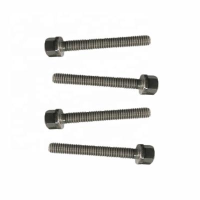 China QSB5.9 Machinery Diesel Engine Maintenance Parts Cylinder Head Screw 3920779 Construction for sale