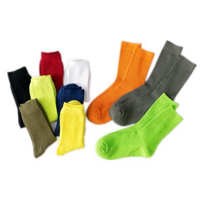 China Yili QUICK DRY custom logo men's dress socks cotton men's dress socks sports for men with custom low logo moq socks for sale