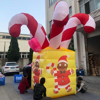 China Giant Christmas Ginger Bread Inflatable Christmas Gift Decoration Box with Candy Cane Balloon for Outdoor Party Decoration for sale