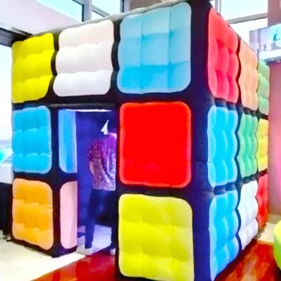 China New Colorful Inflatable Decoration Rubiks Cube Photo Booth Tent For Wedding Party Decoration for sale