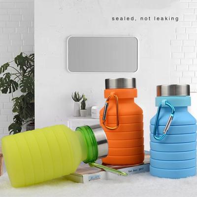 China Viable Collapsible Folding Sports Drink Kettle Coffee Bottle Travel Beverage Cups 550ml Outdoor Sport Portable Silicone Water Bottle for sale