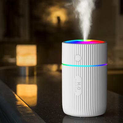 China Mini Humidifier Dry Burning Waterproof Diffuser With Color Lights Nano Car Simple Design Anti Mist Fine Fog Large for sale