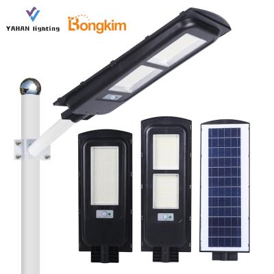 China Wholesale ROAD Outdoor Waterproof IP65 50W 100W 200W 300W Integrated All In One Solar LED Street Light for sale