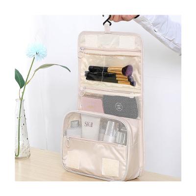 China Custom Made Waterproof Cosmetic Bag Storage Wash Hook Fashoion Multifunctional Travel Cosmetic Bag for sale