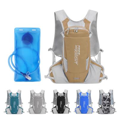 China Lightweight FREE Custom Hydration Pack Waterproof Hydration Bladder 2L Cycling Running Backpack With Water Bladde Available In 6 Colors for sale