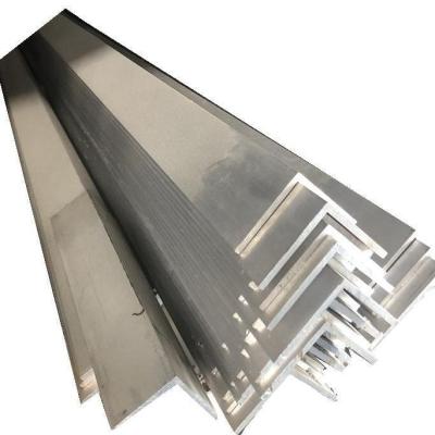 China Good Quality Vehicles Construction ASTM Carbon Bar Galvanized Steel Angle for sale