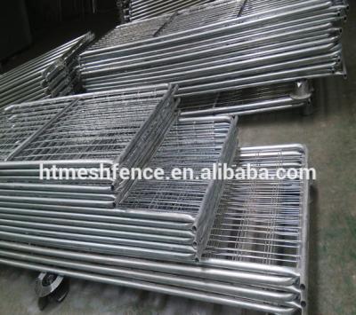 China Easily Assembled 25NB Galvanized High Enclosed Pipe Door Height Approx 1145mm Mesh Interior Of The Door for sale