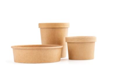 China Cuencos disponibles biodegradables de papel de Kraft con las tapas 32oz en venta