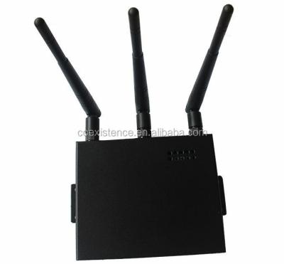 China 4G LTE Multifunctional Bus Car Router Supply POE 4G WIFI Router 139.6*99.4*24.7mm for sale