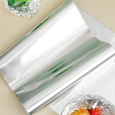 China Greaseproof Disposable Kitchen Foil Liner Baking Foil Sealing Roll for sale