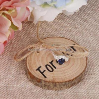 China Easy Wood Ring Pillows Slice Ring Holder Wedding Ring Holder Rustic Wood Slices With Burlap Retro Creative Wedding Decoration WT40 for sale