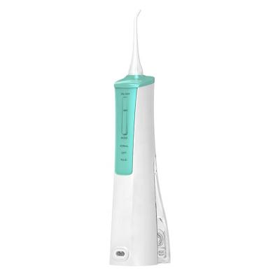 China Battery Operated Portable Water Flosser Electric Battery Oral Irrigator and Rechargeable Water Flosser Home and Travel for sale