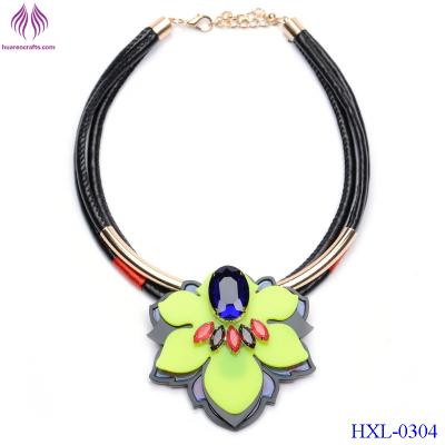 China Factory direct imitation jewelry flower statement necklace for sale