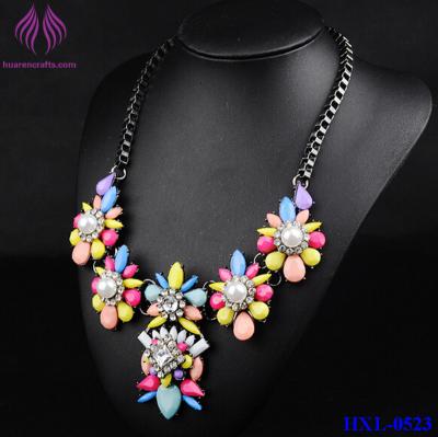 China Colorful Candy Color Bead Flower pearl Necklace lady party Jewelry for sale