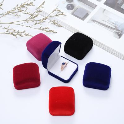 China Wholesale Velvet Stain Velvet Jewelry Box Ring Earring Box Jewelry Packaging Box for sale