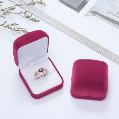 China Fast Shipping Classic Suede Velvet Ring Box Multicolor Cheap Jewelry Box Custom Jewelry Boxes for sale