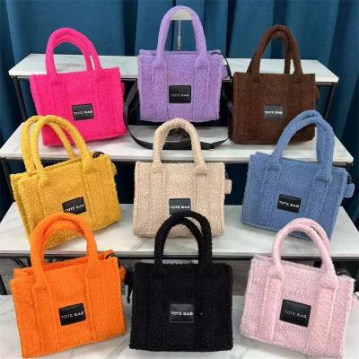 China 2021 fashion winter news WRAP BAG berber velvet fur fleece leather handbag women shoulder handbag for sale