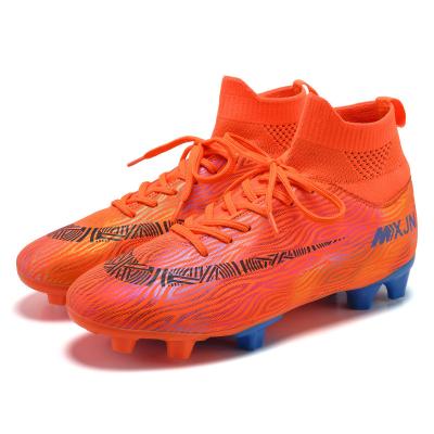 China 2020 New PVC Soccer Shoes Men And Women Adult Youth Soccer Shoes Training Spikes Sports Spikes for sale