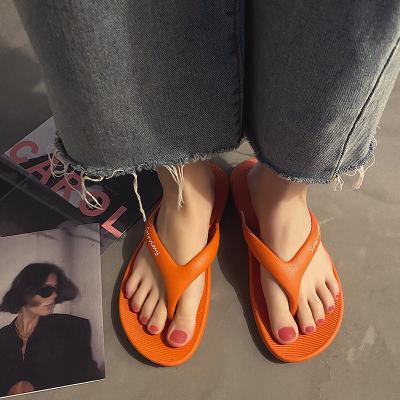 China Fashion Trend Hot Sale Summer Outdoor Beach Slips Simple Style Slippers Unisex EVA Flip Flops for sale