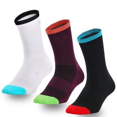 China Antibacterial Good Quality Soccer Socks Factory Wholesale High Knee Sports Running Coolmax Cycling Socks for sale