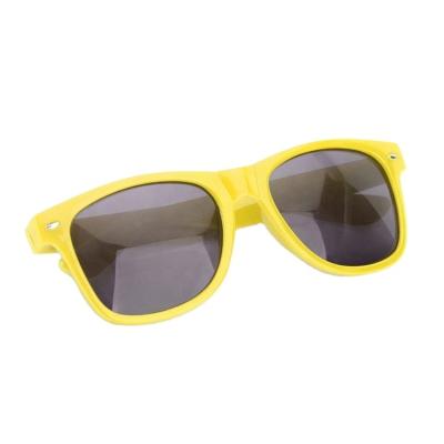 China Sunny Europe Wholesale Fashion Sunglasses Glazzy's Latest Selling Fashion Sunglasses Hot Fashion Glasses 2021 Women for sale